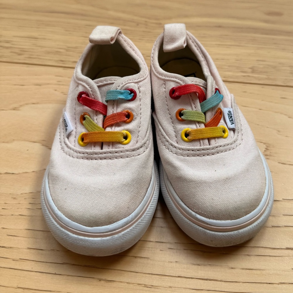 Vans toddler 5 Sneakers with Multicolor elastic Laces (fit like a 4)